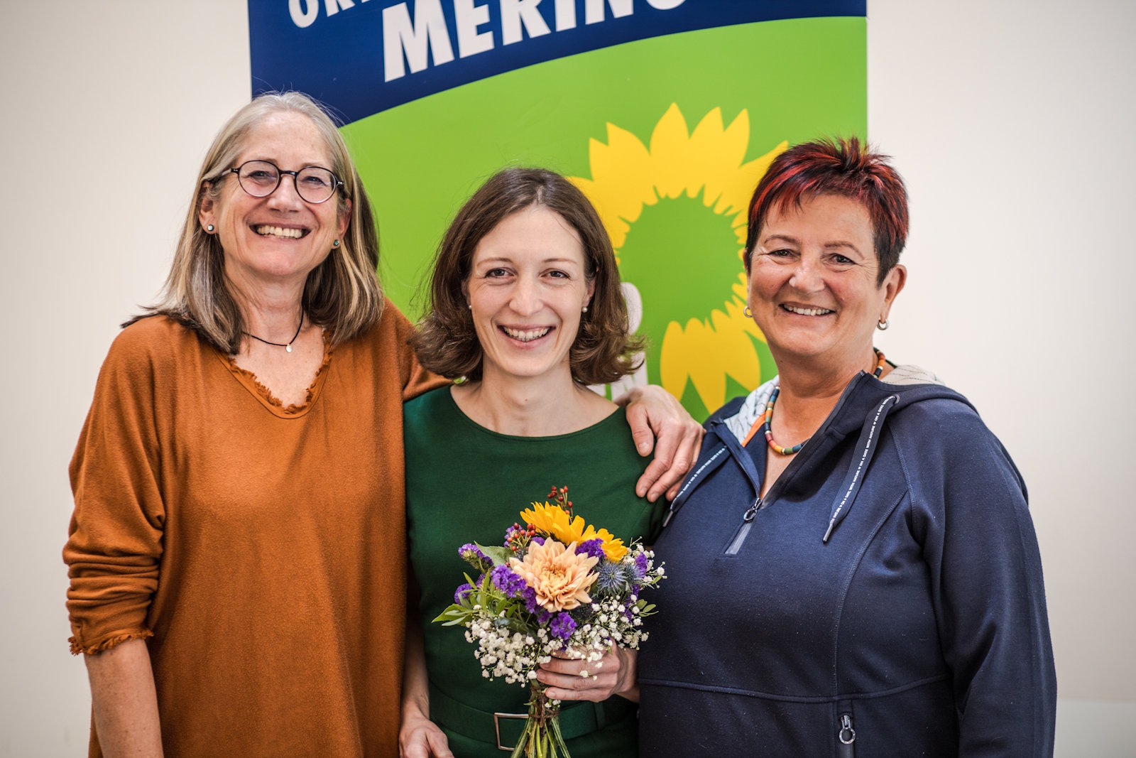 Foto der aktuellen und ehemaligen grünen Bürgermeisterkandidatinnen Petra von Thienen, Laura Matthes und Marita Rach-Wiegel